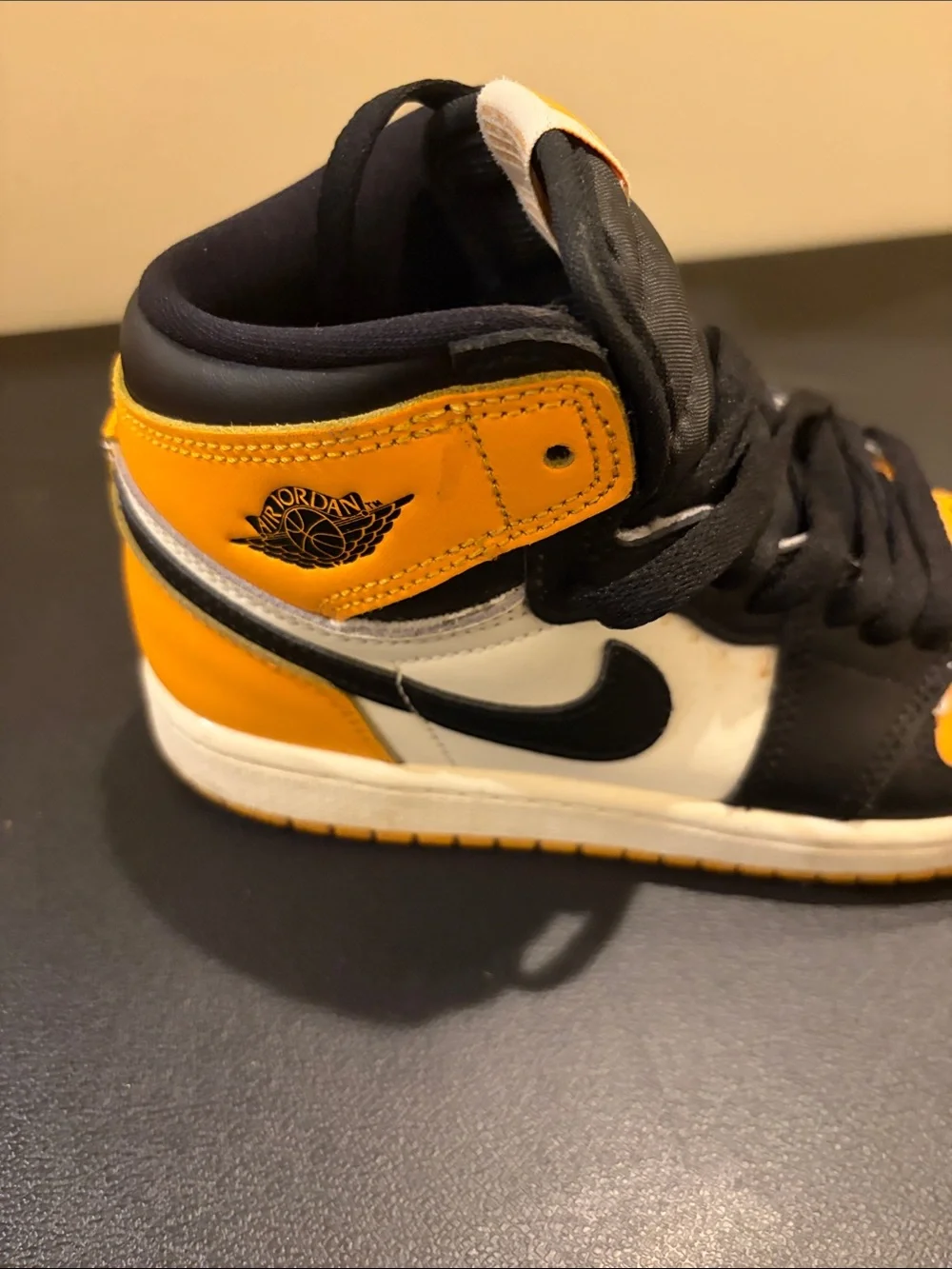 Nike Kids High-Top Sneakers in Black, Yellow and White